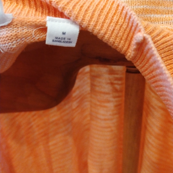 M Gap cream cycle orange and white striped 🍊 cardigan - Picture 5 of 10